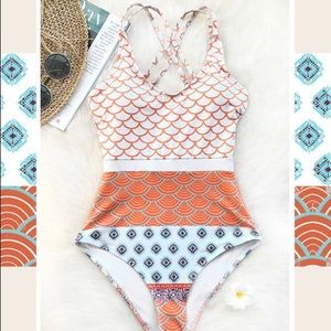 Cupshe beautiful world one-piece swimsuit - Small